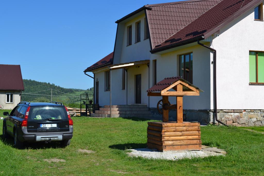 U Dvori Hotel Podgorodtsy Buitenkant foto